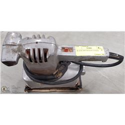 BLACK AND DECKER SANDER