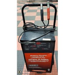 MOTOMASTER BATTERY CHARGER WITH ENGINE START