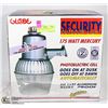 Image 1 : GLOBE SECURITY LIGHT