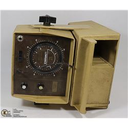 LOWRANCE FISH FINDER - ANTIQUE