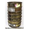 Image 1 : 6 OLD SIEVES - ASSSORTED SCREEN SIZE