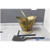 Image 1 : Brass Scuttle & Shovel