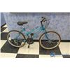 Image 1 : Kids Blue Ravine Triumph Bike