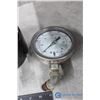 Image 6 : (3) Pressure Gauges