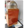 Image 4 : **Wurlitzer Model 1450 Jukebox - Playable
