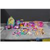 Image 1 : Large Collection of Polly Pocket Toys and Accessories