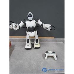 Giant R/C Robot