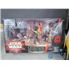 Image 2 : (3) Star Wars Toys in Box