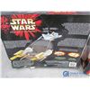 Image 6 : (2) Star Wars Toys in Box