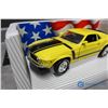 Image 18 : (2) 1970 Boss 302 Mustangs 1:18 Scale Die Cast Model Cars BID PRICE X2