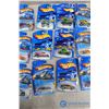 Image 3 : (30) Assorted Hotwheels Cars in Package