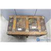 Image 2 : **Antique Chest