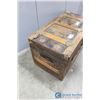 Image 3 : **Antique Chest