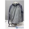 Image 1 : Northface Windbreaker