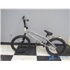 Image 1 : 20" Capix BMX Bike