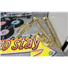 Image 8 : 50's Music Decorations