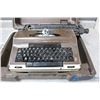 Image 2 : Celebrity Electric Typewriter