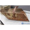 Image 4 : Galvanized Tub w/Scrubber & Scoop