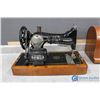 Image 8 : Singer Sewing Machine in Wooden Case