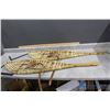 Image 1 : Pair of Snow Shoes