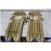 Image 1 : Vintage CCM Goal Pads