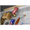 Image 8 : Coleman Mantles, Winchester Box, Gold Bar Bank, Key Chains