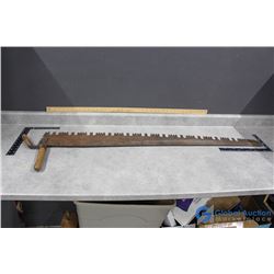 **Vintage Saw