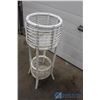 Image 2 : **White Wicker Plant Stand