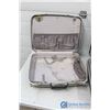 Image 2 : **(3) Hard Cover Suitcases