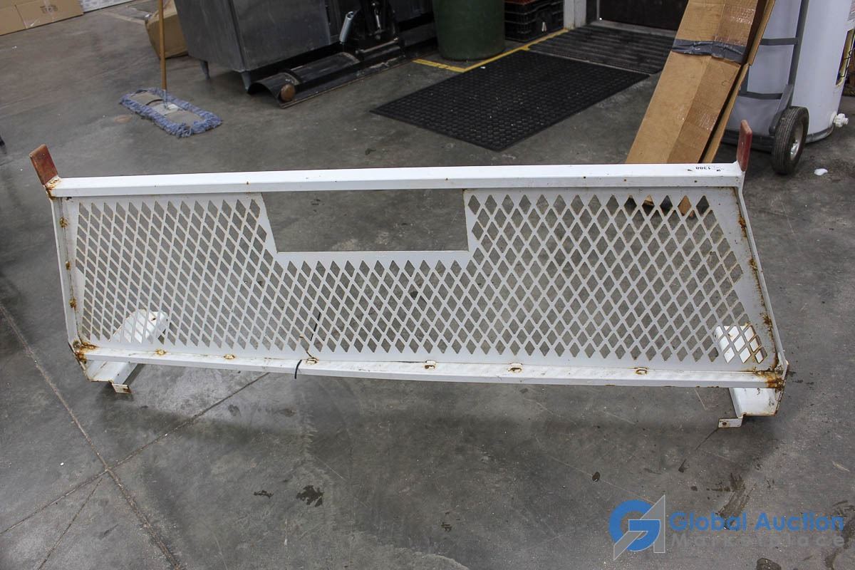 **Steel Mesh Headache Rack