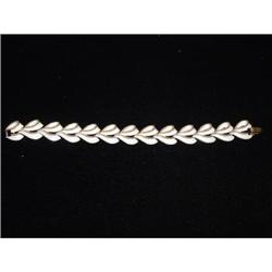  Crown Trifari Enamel  Link Bracelet  #1153262