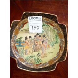HAND PAINTED ASIAN  BOWL ON PEDESTAL, WITH MARKING ON BASE