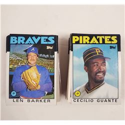 SET OF APPROXIMATELY 125 TOPPS BASEBALL CARDS