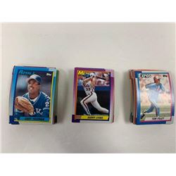 SET OF APPROXIMATELY 104 TOPPS BASEBALL CARDS