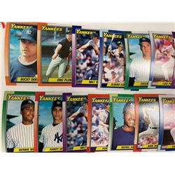 1989 / SET OF 40 NEW YORK YANKEES BASEBALL CARDS