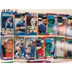SET OF APPROXIMATELY 83 TOPPS BASEBALL CARDS