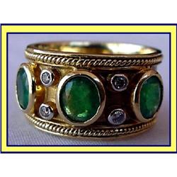 18K GOLD EMERALD DIAMOND RING #1094505
