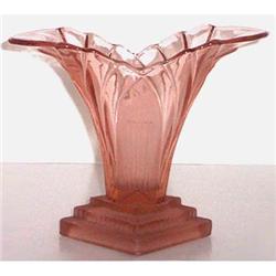 Walther Glass Pink Art Deco GRETA Vase #1142546