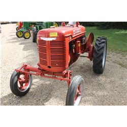 IH FARMALL A TRACTOR