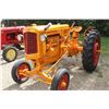 Image 1 : MINNIAPOLIS MOLINE R TRACTOR