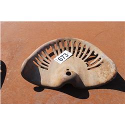 CAST SEAT (SOME DAMAGE)