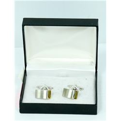 BRUSHED SILVER FINISH W/ GOLD CUFF LINKS