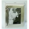 Image 1 : 8X10  EVERLASTING PHOTO FRAME