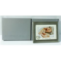 2PK 6 X 4 PEWTER TONED "OUR WEDDING DAY" PICTURE