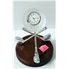 Image 1 : QUARTZ GOLF THEMED DESK CLOCK