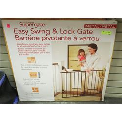 NORTHSTATES SUPERGATE- EASY SWING & LOCK GATE