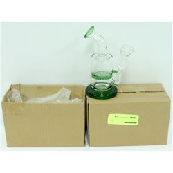 2PK SMALL GREEN GLASS BONGS *MUST BE 18+ TO BID*
