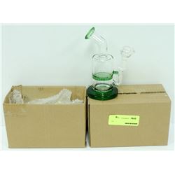 2PK SMALL GREEN GLASS BONGS *MUST BE 18+ TO BID*