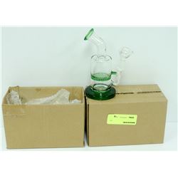 2PK SMALL GREEN GLASS BONGS *MUST BE 18+ TO BID*