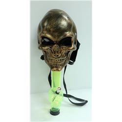 SKULL GAS MASK STYLE BONG (2PCS); GREEN